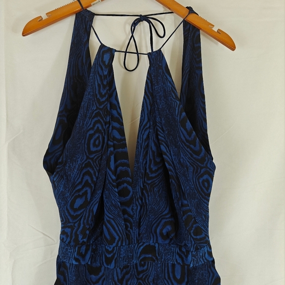 Diane Von Furstenberg Silk Blue Black Silk Swirl Tie V-neck Jumpsuit Size 6 - Picture 14 of 16